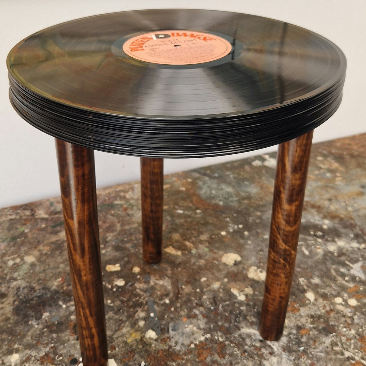 Handgemaakte LP Bijzettafel | Origineel label | Houten Poten
