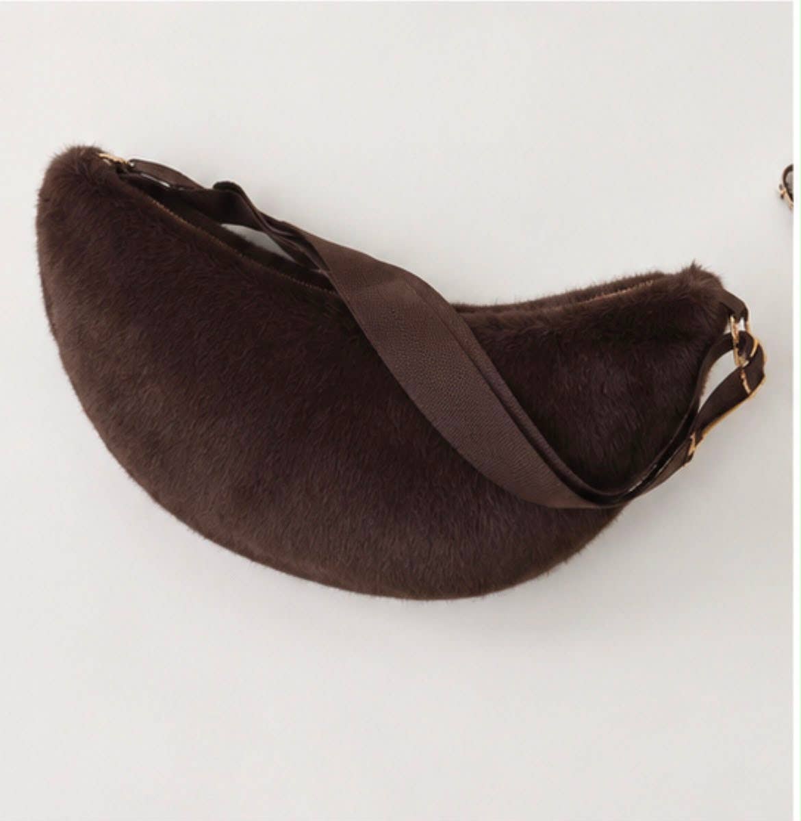 Fluffy Halvemaan Tas – Wauw | Faux Fur Schoudertas