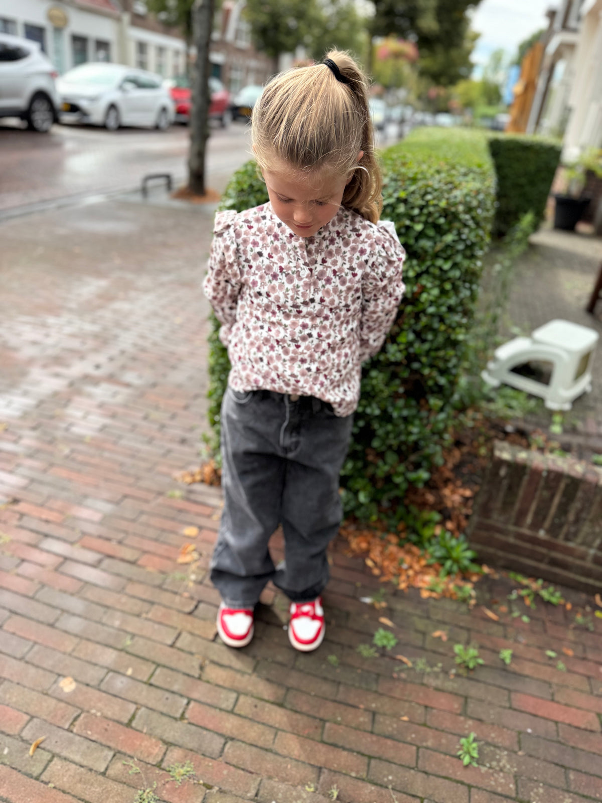 Meisjes Blouse met Bloemenprint & Ruches – Burgundy