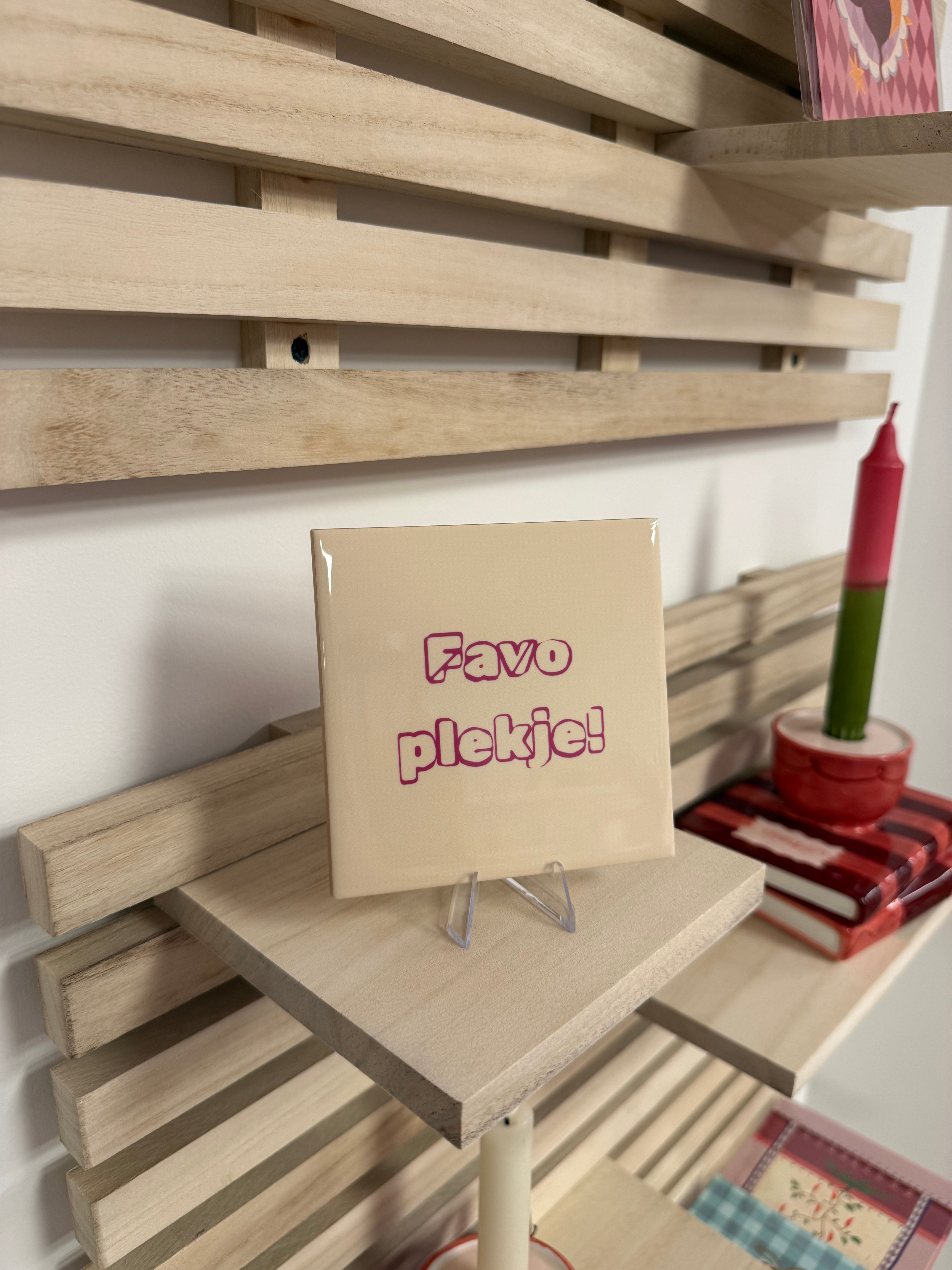 Tegeltje - Favo plekje | zachtgeel