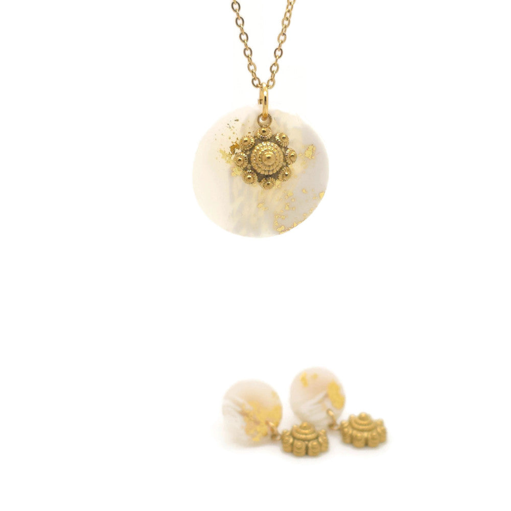 RVS Zeeuwse knop oorstekers - Polymeer goud | MYKK Jewelry