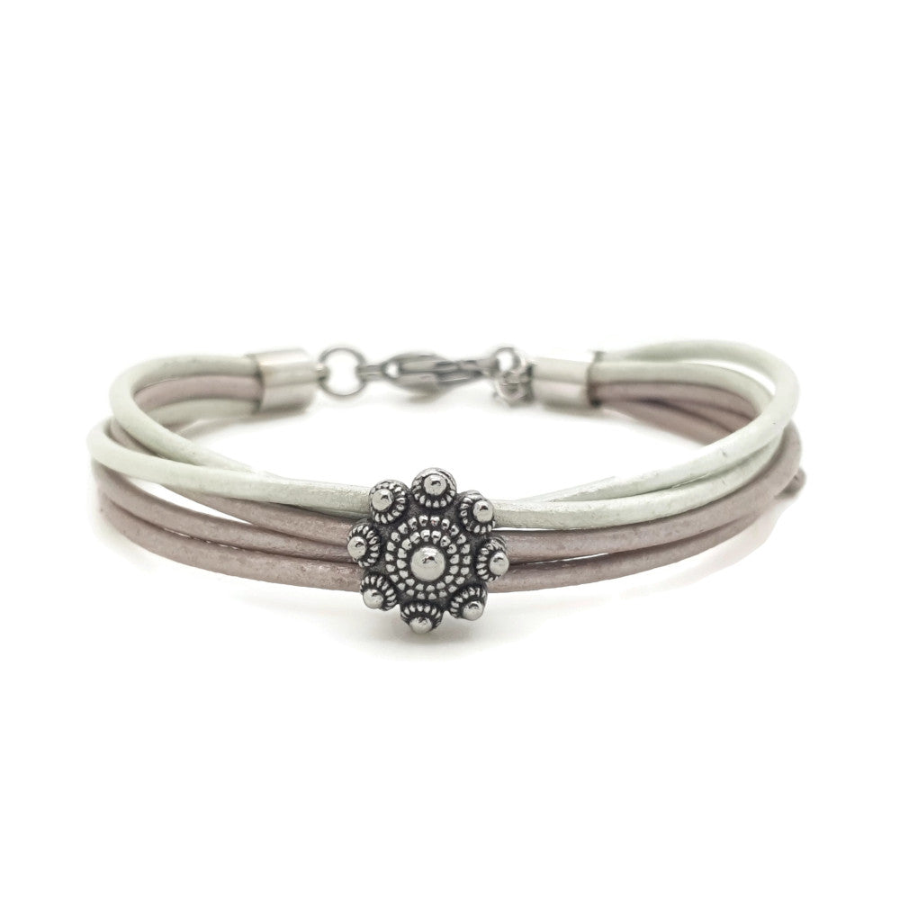 MYKK Jewelry | RVS Zeeuwse knop armband - Mint groen en taupe metallic leer